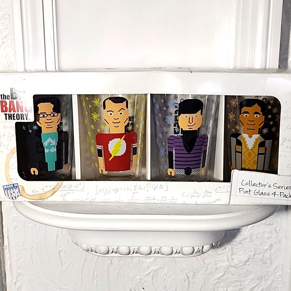 Brand New THE BIG BANG THEORY - SET OF 4 GLASSES PIXELATED COLLECTABLE 1…
